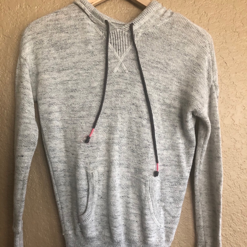 Women’s Hooded Sweater
